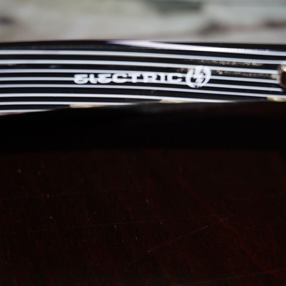 Electric HARDKNOX Discontinued - Picture 6 of 8